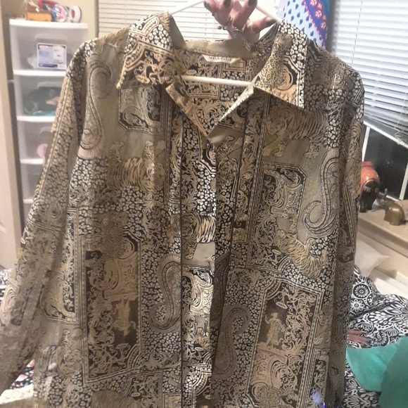 Mesmerize blouse - Picture 8 of 8